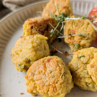 Falafel aus Kichererbsenmehl